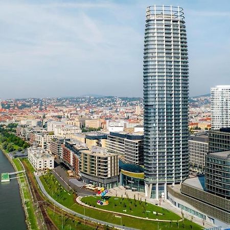 The First Skyscraper In Slovakia Διαμέρισμα Μπρατισλάβα Εξωτερικό φωτογραφία